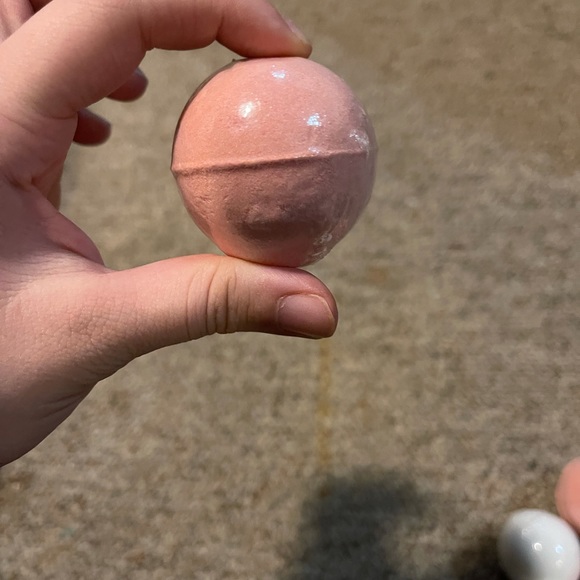 Bath bombs - Picture 3 of 4